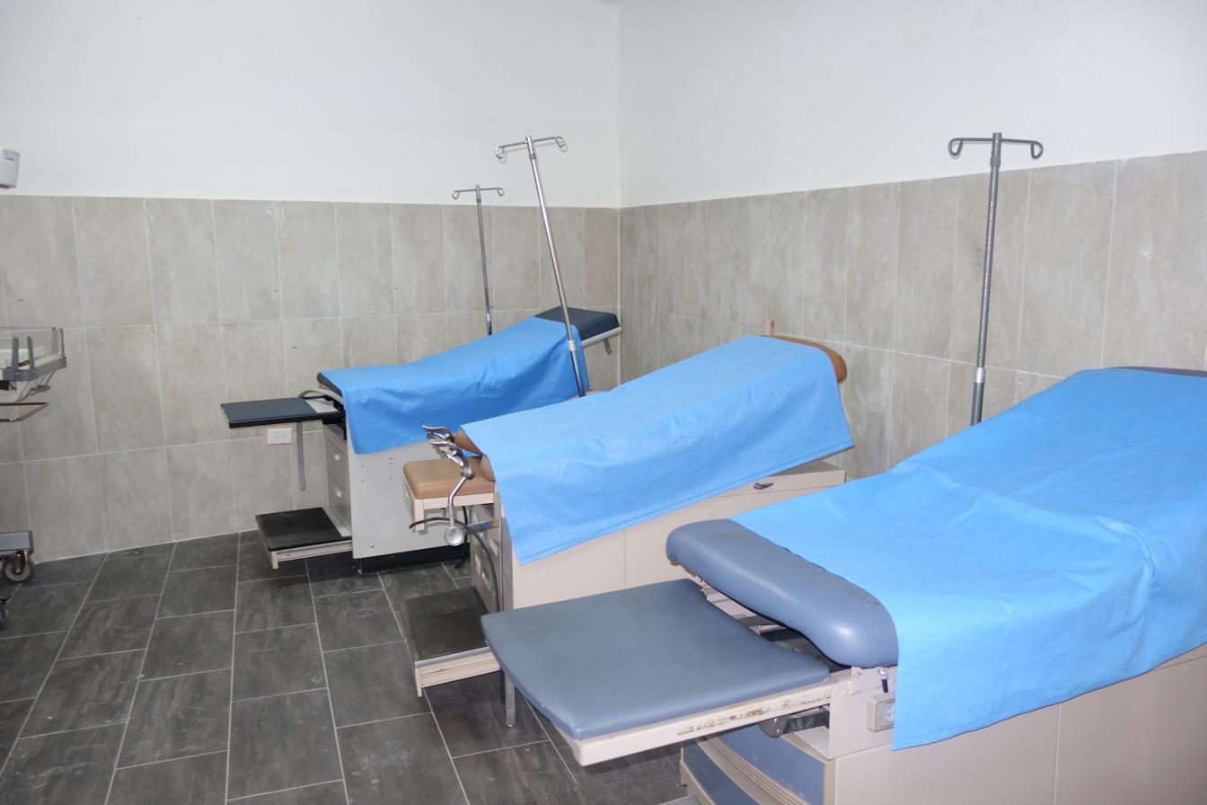 Clean equipped exam rooms at Hospital Sarepta