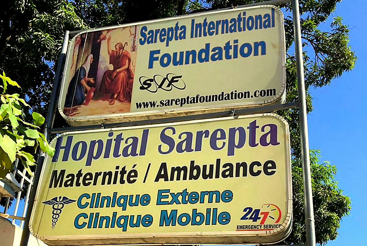 Sarepta International Foundation and Hopital Sarepta sign